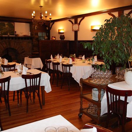 Logis Hotel Restaurant Des Voyageurs Pont-de-Salars ห้อง รูปภาพ