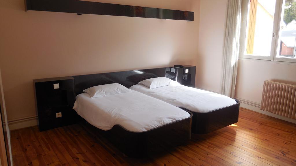 Logis Hotel Restaurant Des Voyageurs Pont-de-Salars ห้อง รูปภาพ