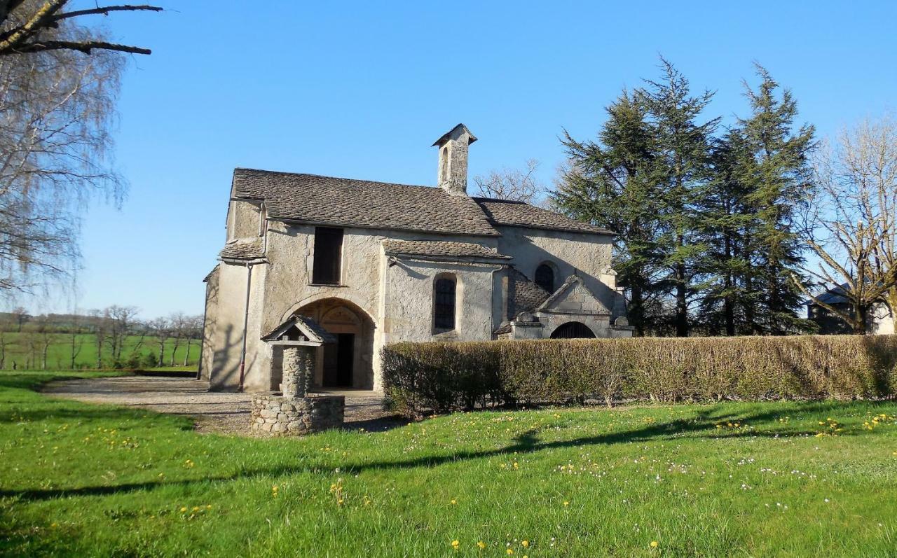 Logis Hotel Restaurant Des Voyageurs Pont-de-Salars ภายนอก รูปภาพ